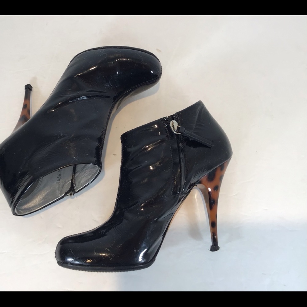 GIUSEPPE ZANOTTI BLK PATENT LEATHER ANKLE BOOTIES LEOPARD HEELS EUR 37.5 US 7.5 - Picture 3 of 16